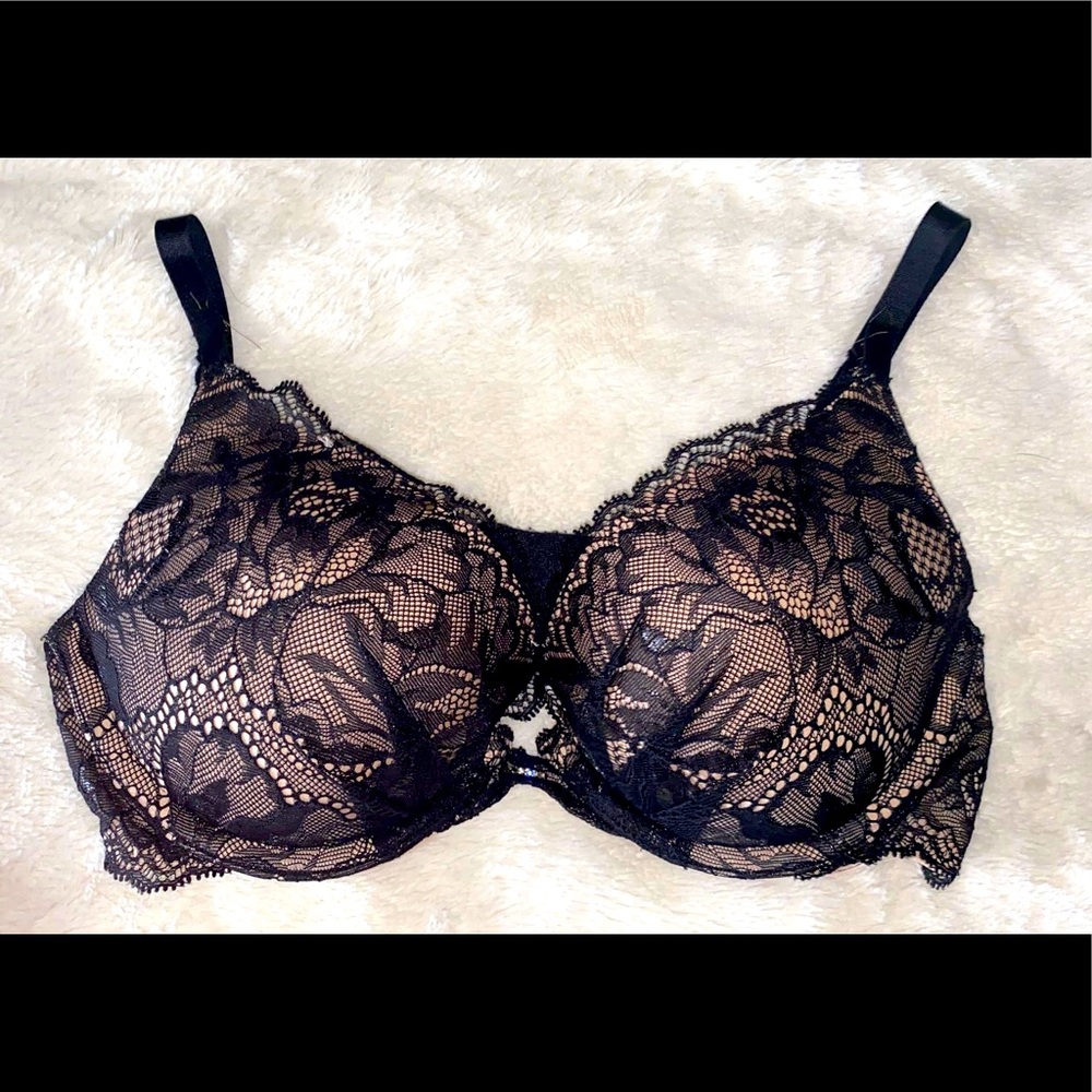 VS Fabulous Lace Bra